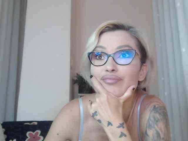 JADAPink webcam