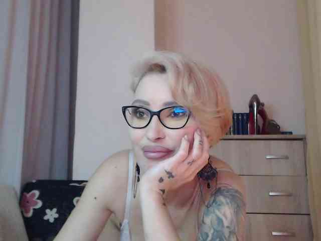 JADAPink webcam