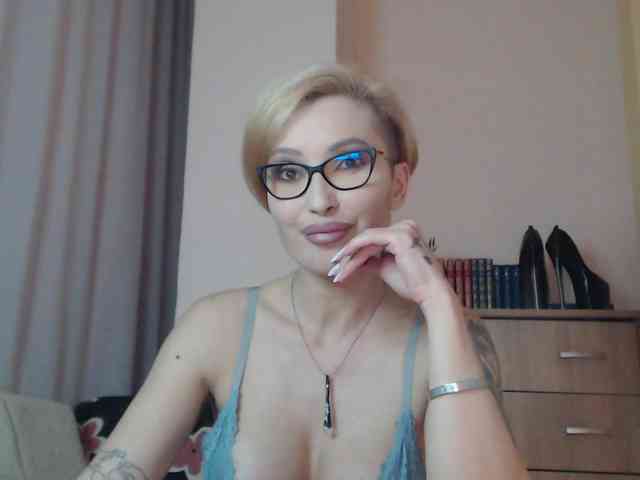 JADAPink webcam
