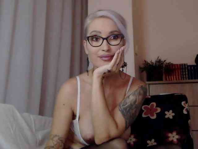 JADAPink webcam
