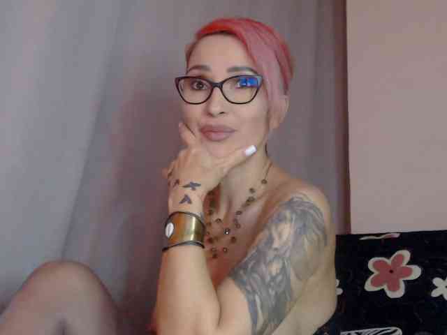 JADAPink webcam