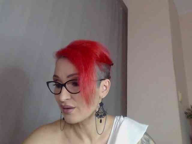 JADAPink webcam