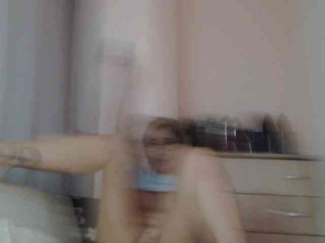 JADAPink webcam