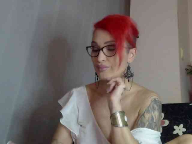 JADAPink webcam