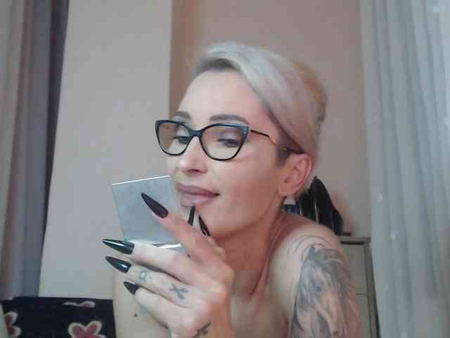 JADAPink webcam