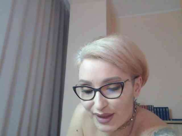 JADAPink webcam