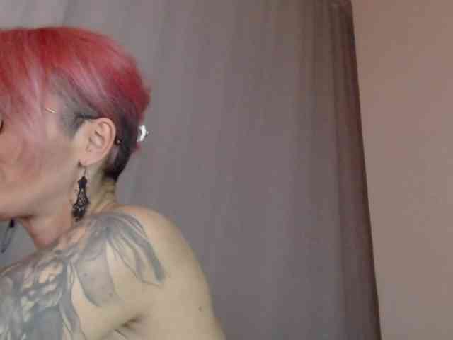 JADAPink webcam