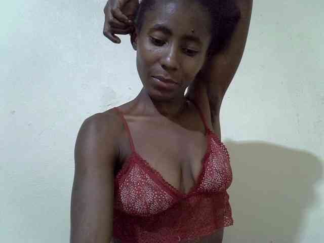 sexxietatiana webcam
