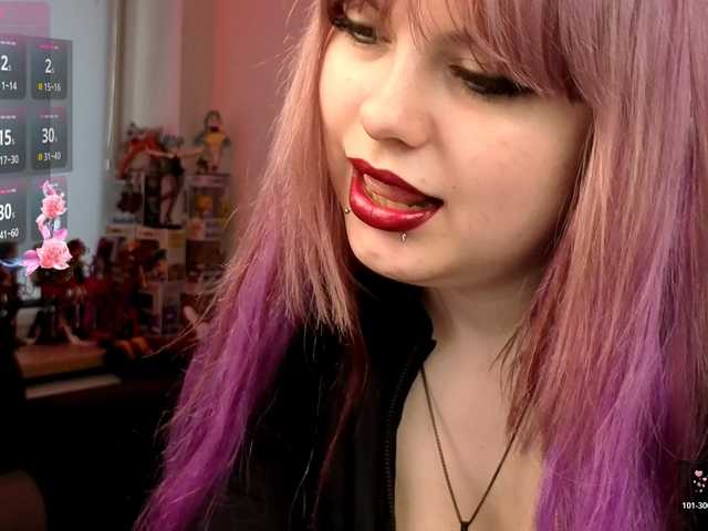 LovelyKristi live cam on BongaCams