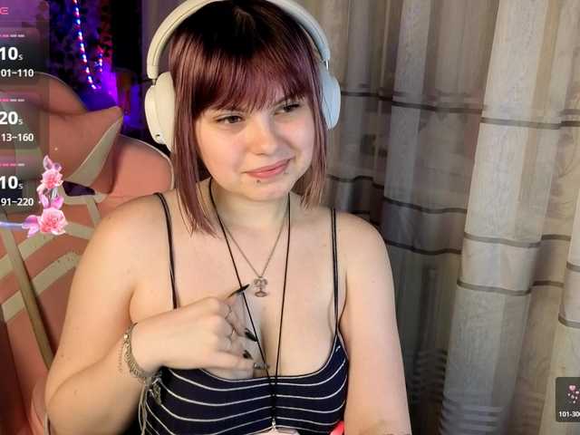 LovelyKristi live cam on BongaCams