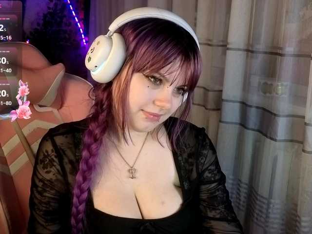 LovelyKristi live cam on BongaCams