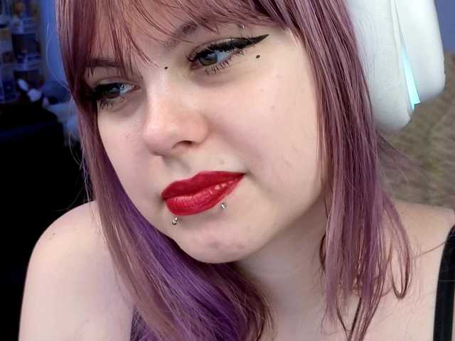 LovelyKristi live cam on BongaCams