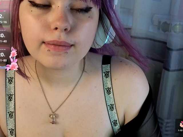 LovelyKristi live cam on BongaCams