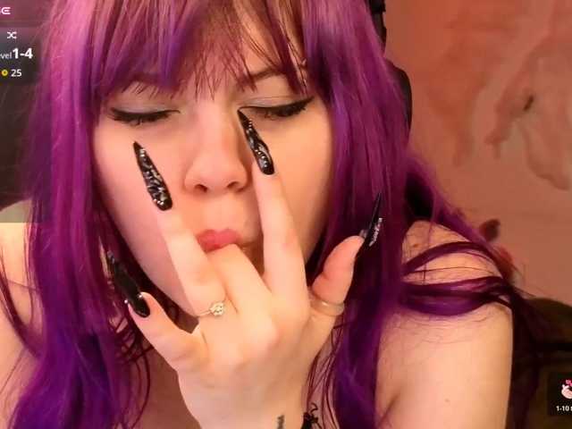 LovelyKristi live cam on BongaCams