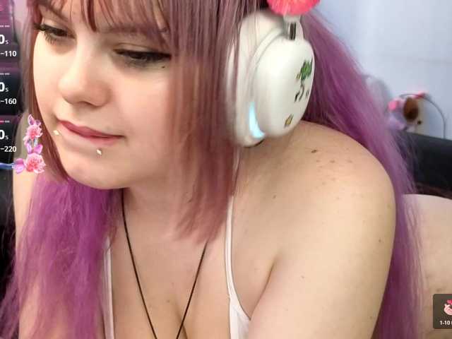 LovelyKristi live cam on BongaCams