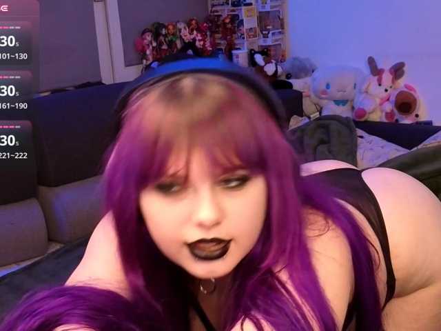 LovelyKristi live cam on BongaCams