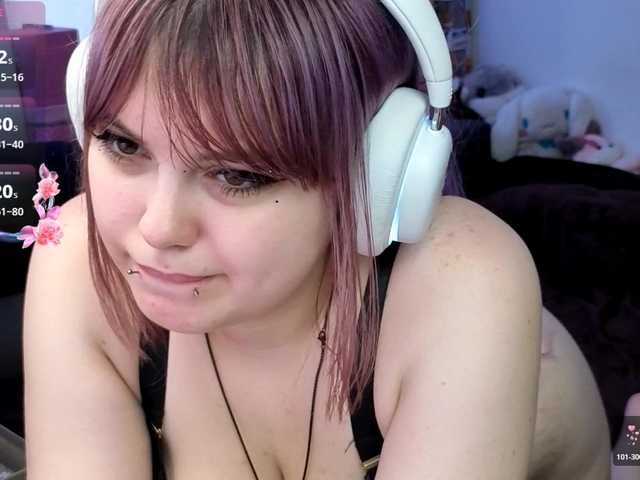 LovelyKristi live cam on BongaCams