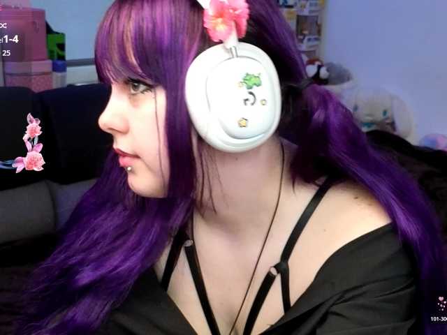 LovelyKristi live cam preview
