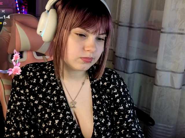 LovelyKristi live cam on BongaCams