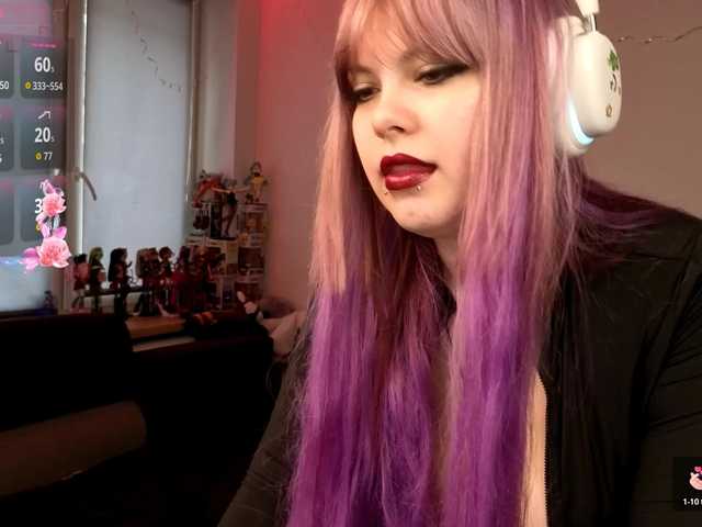 LovelyKristi live cam on BongaCams