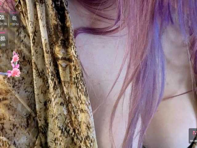 LovelyKristi's BongaCams show and profile