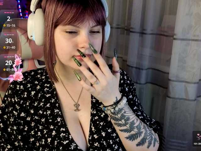 LovelyKristi live cam on BongaCams