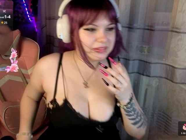 LovelyKristi webcam