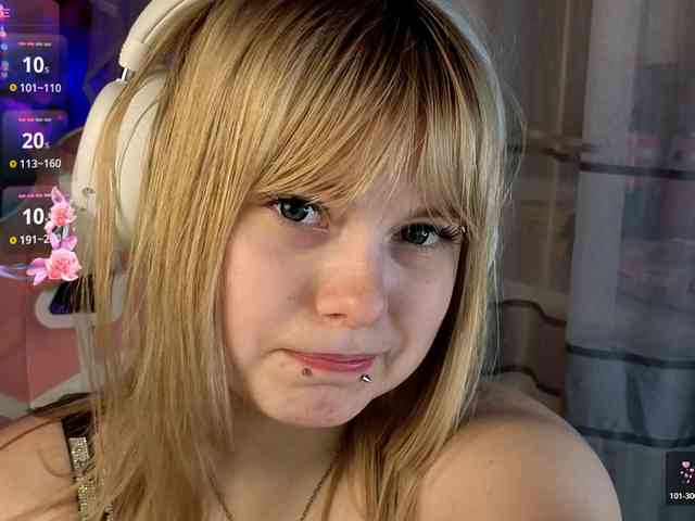 LovelyKristi LovelyKristi