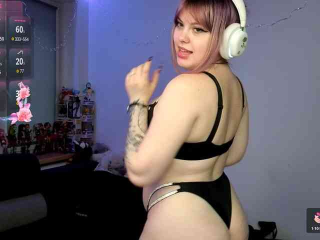 LovelyKristi LovelyKristi