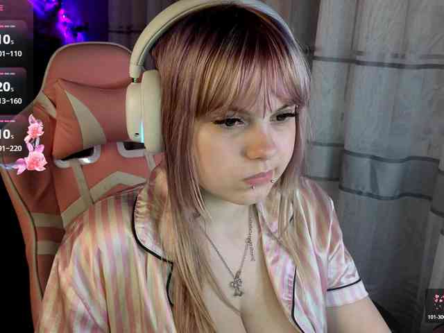 LovelyKristi webcam