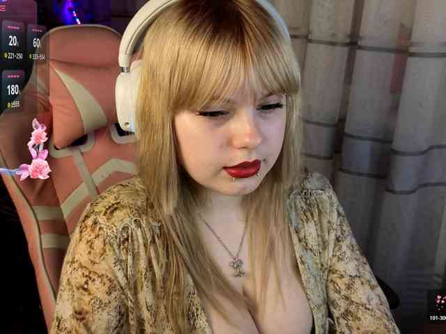 LovelyKristi webcam