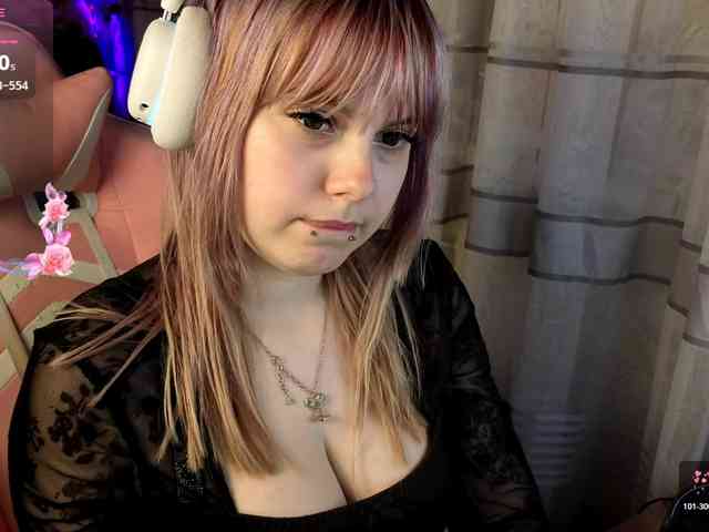 LovelyKristi webcam