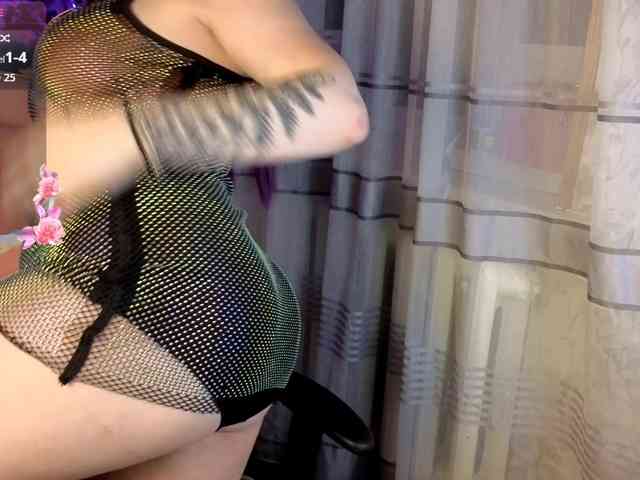 LovelyKristi webcam
