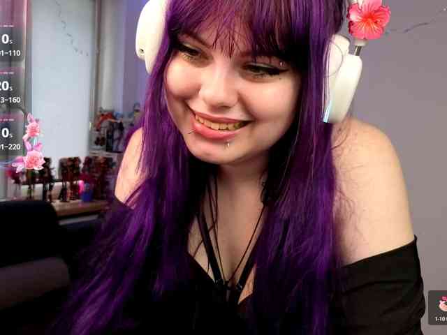 LovelyKristi LovelyKristi