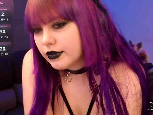 Model: LovelyKristi
