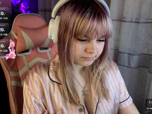 LovelyKristi webcam