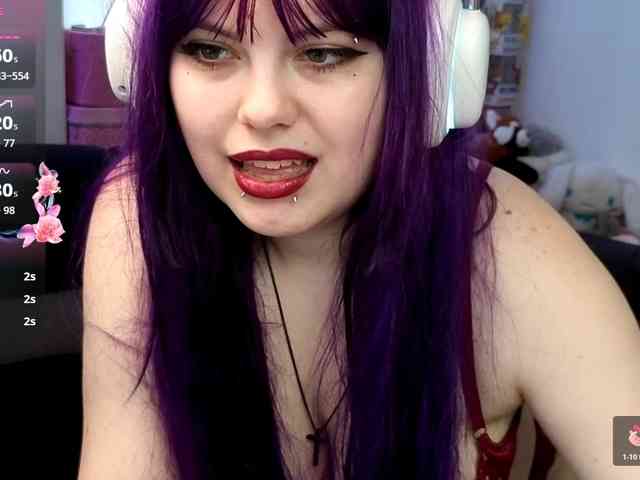 LovelyKristi LovelyKristi
