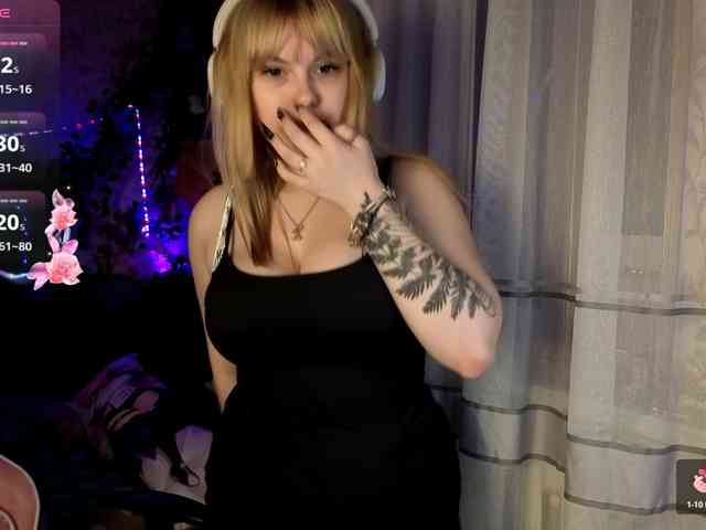 LovelyKristi webcam