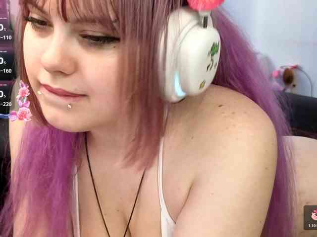 LovelyKristi LovelyKristi