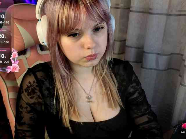 LovelyKristi webcam