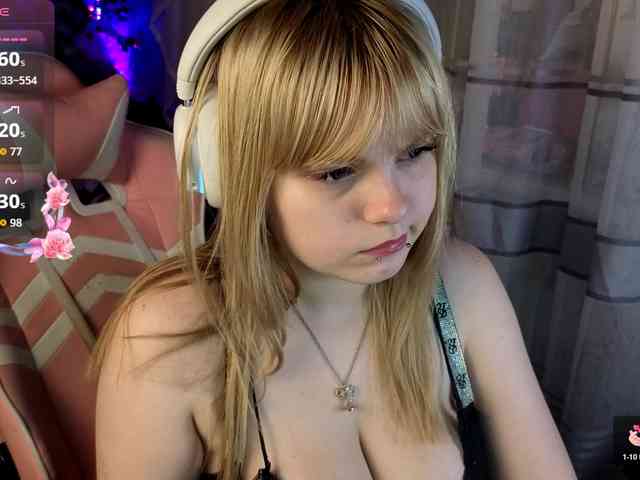 LovelyKristi LovelyKristi