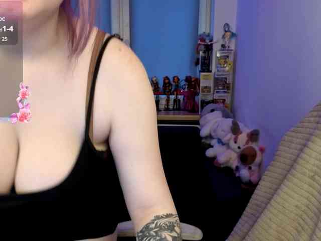 LovelyKristi webcam