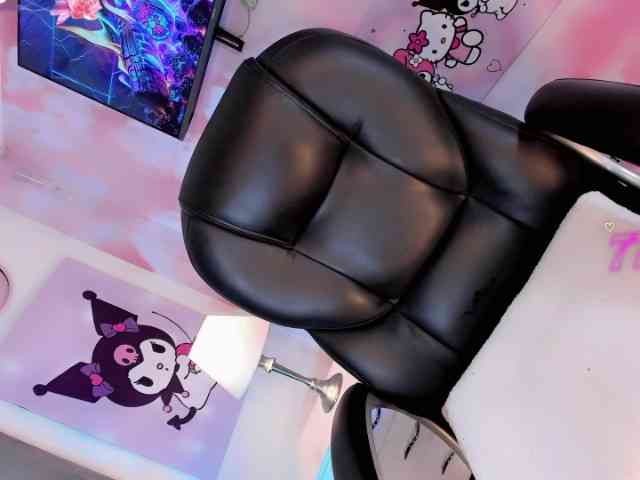 EmmaSweet23 Sex Cam Show
