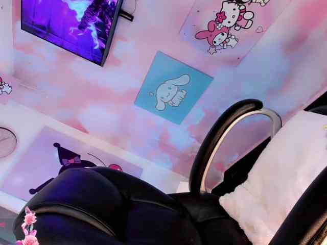 EmmaSweet23 Sex Cam Show
