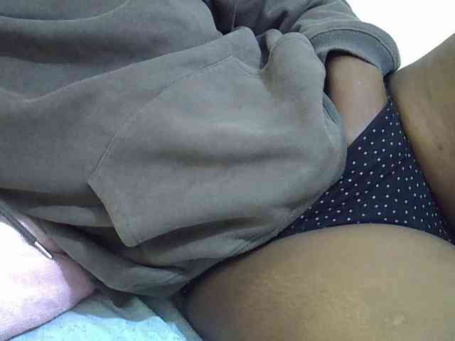 Sexyslim23 webcam