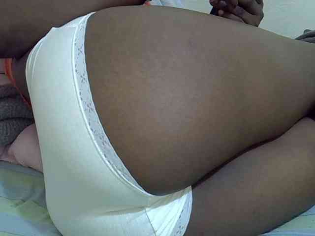 Sexyslim23 webcam