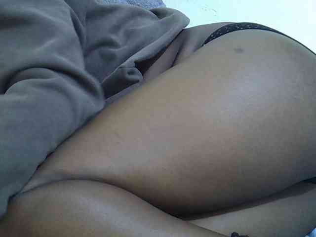 Sexyslim23 webcam
