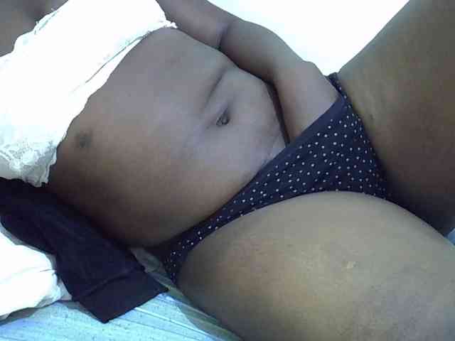 Sexyslim23 webcam