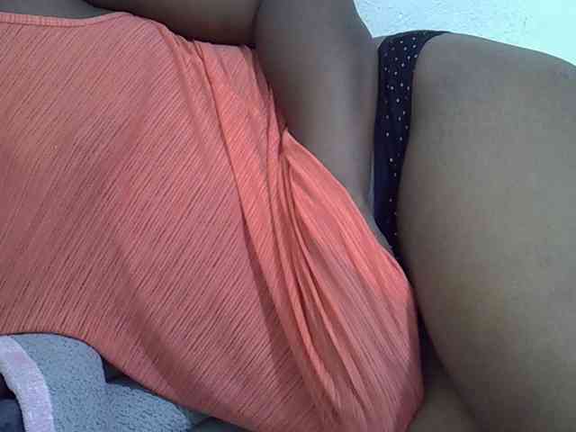 Sexyslim23 webcam