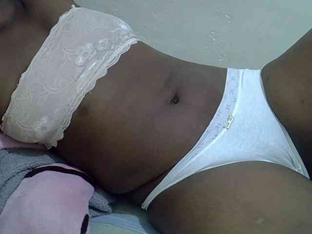 Sexyslim23 webcam